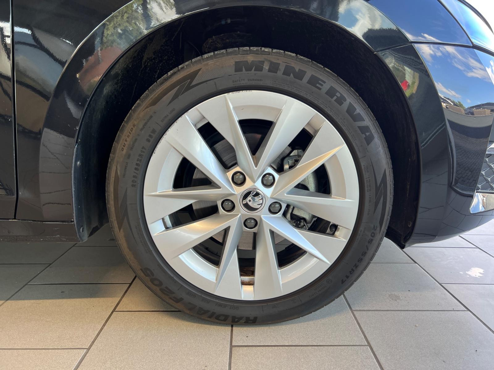 Skoda Octavia Combi 2.0 TDI, миниатюра 27