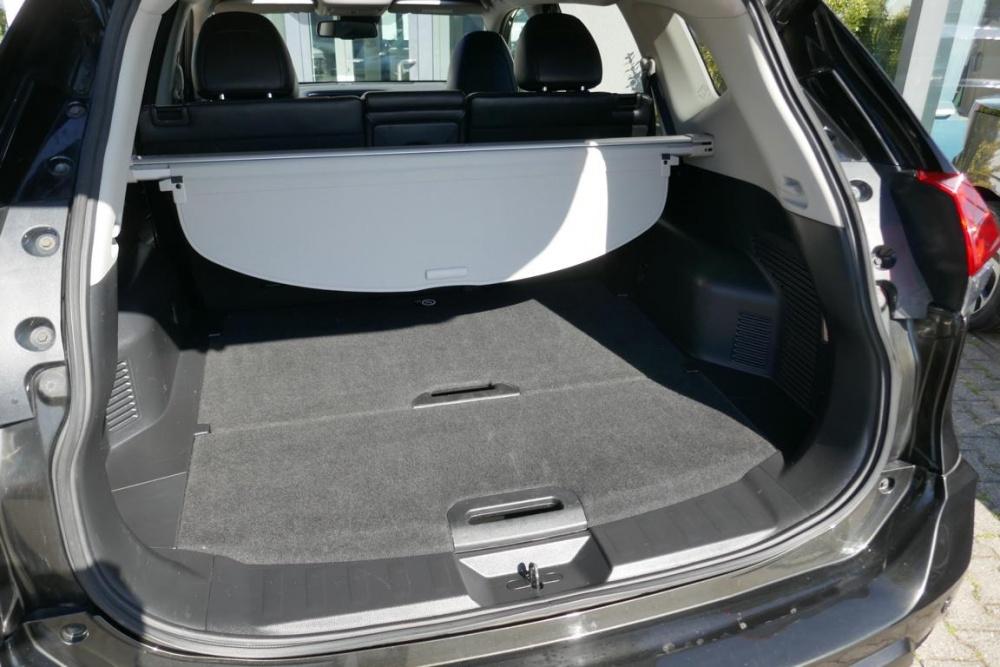 Nissan X-Trail 1.6 TEKNA BOSE LED Leder 360° Pano