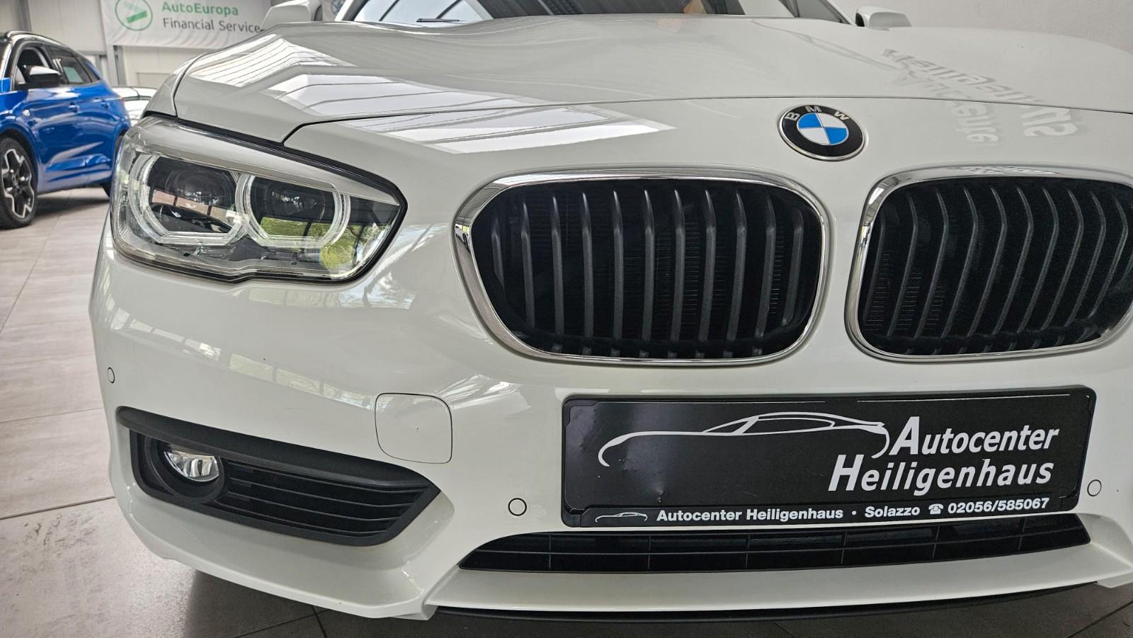 BMW 120i Vollleder Navi Tempomat Sitzheizung PDC LED