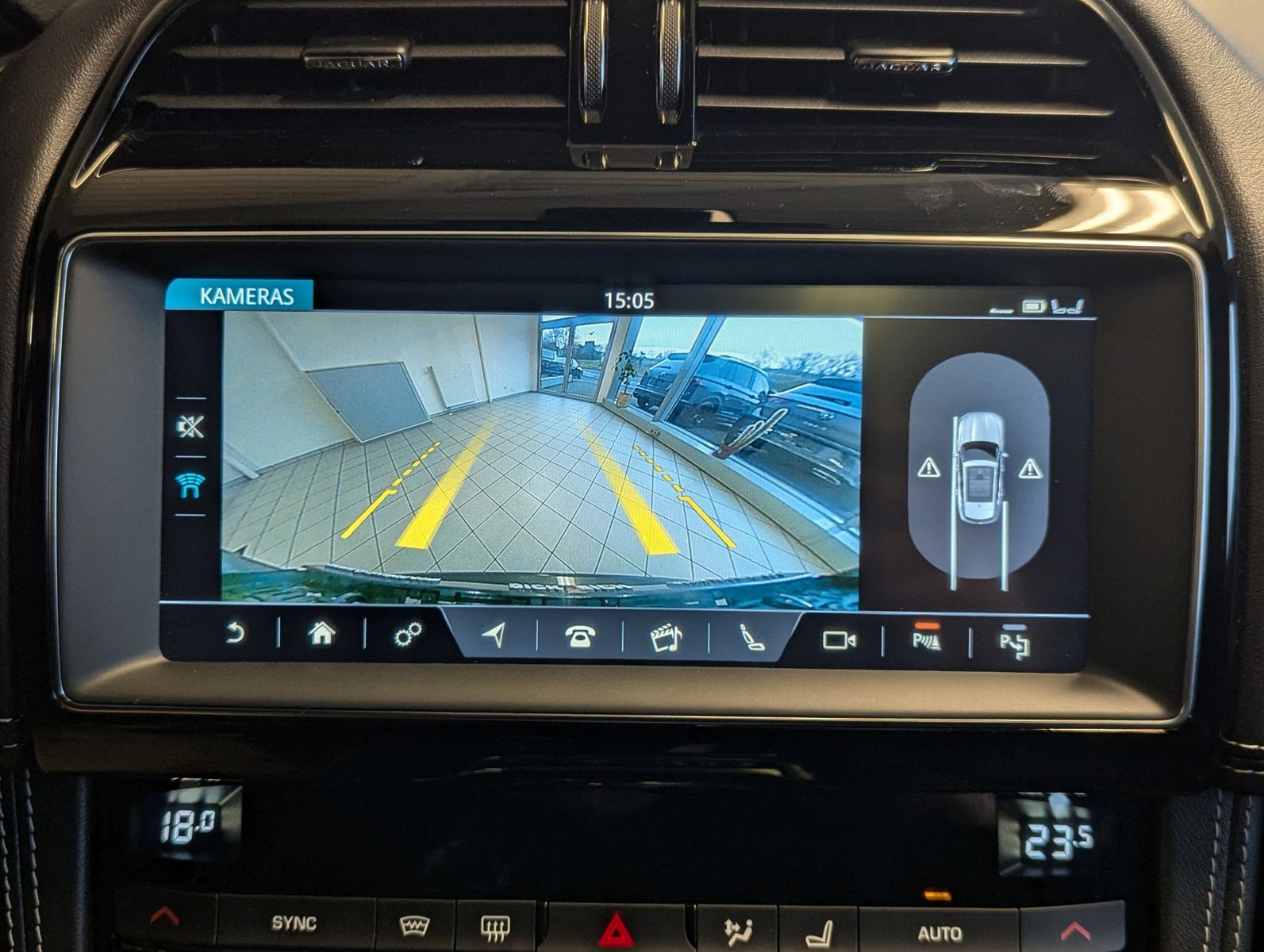 Fahrzeugabbildung Jaguar F-PACE R-Sport AWD Black LED+ PanoACC 22"