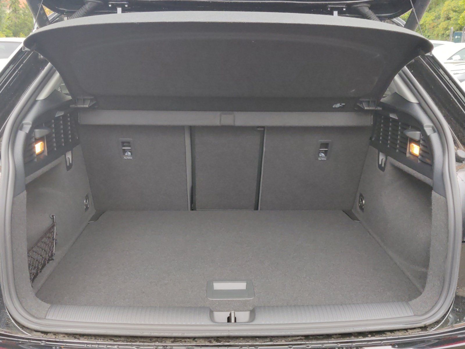 Fahrzeugabbildung Audi Q2 advanced 35 TFSI AHK,Kamera,LED,Navi,PDC,SHZ
