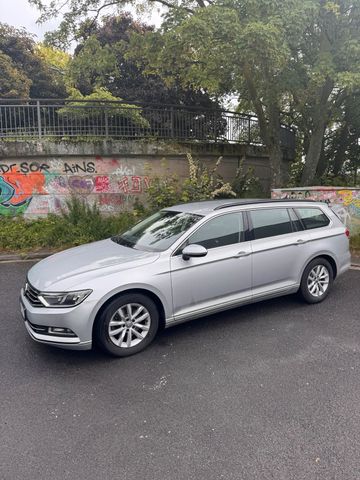VW VW Passat 2.0 TDI BlueMotion Technology -A...