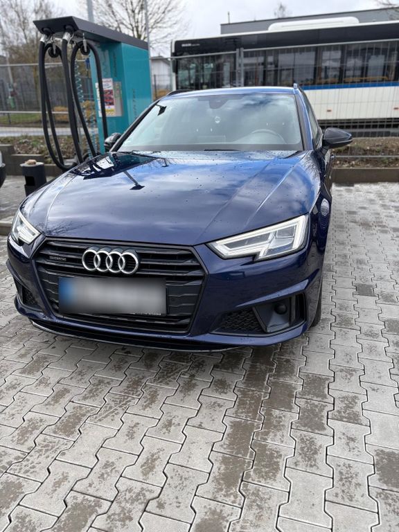 Image of Audi A4