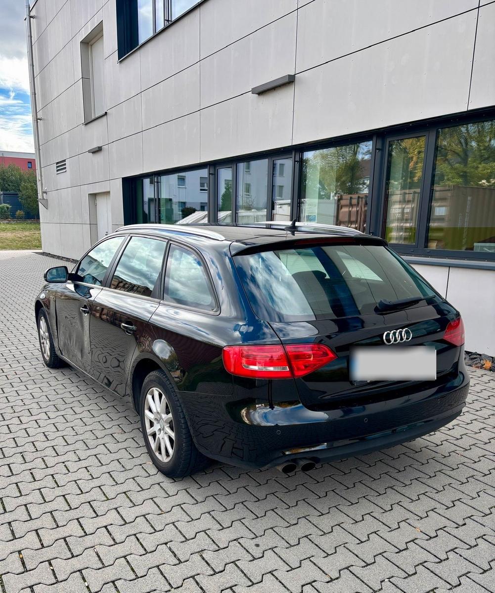 Audi A4 2013 — photo 9
