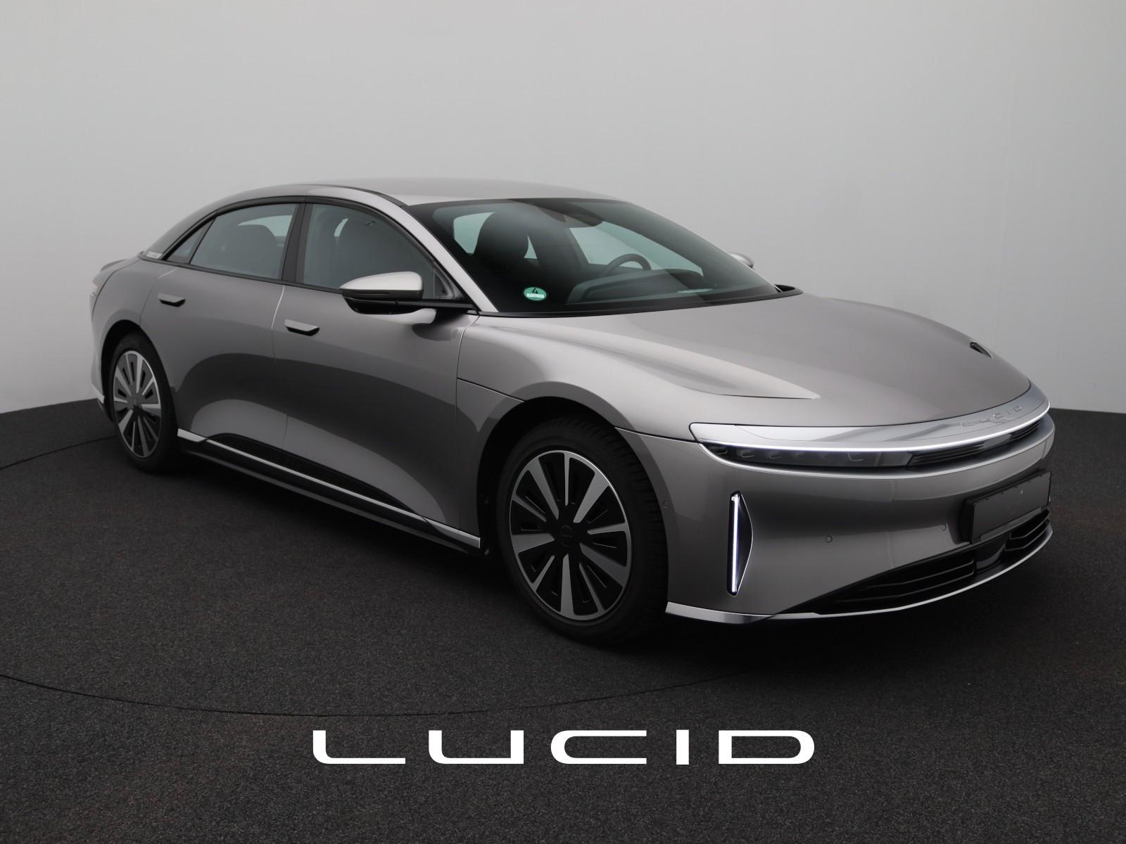 Lucid Air Pure AWD