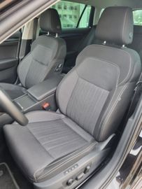 Fahrzeugabbildung SKODA Superb Combi 2.0 TDI 4x4 DSG Style NAVI STNDHZNG