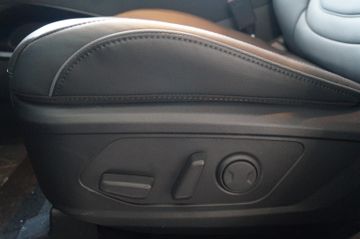 Hyundai Tucson 1.6 T-GDI 48V. DCT.-LEDER-NAVI-LED-ALU18-