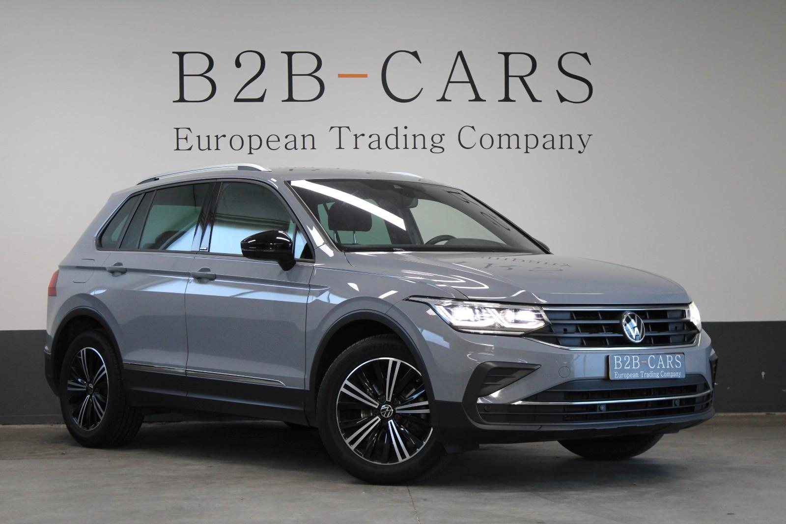 Volkswagen Tiguan 1.5 TSI DSG United - Matrix - Sport Paket