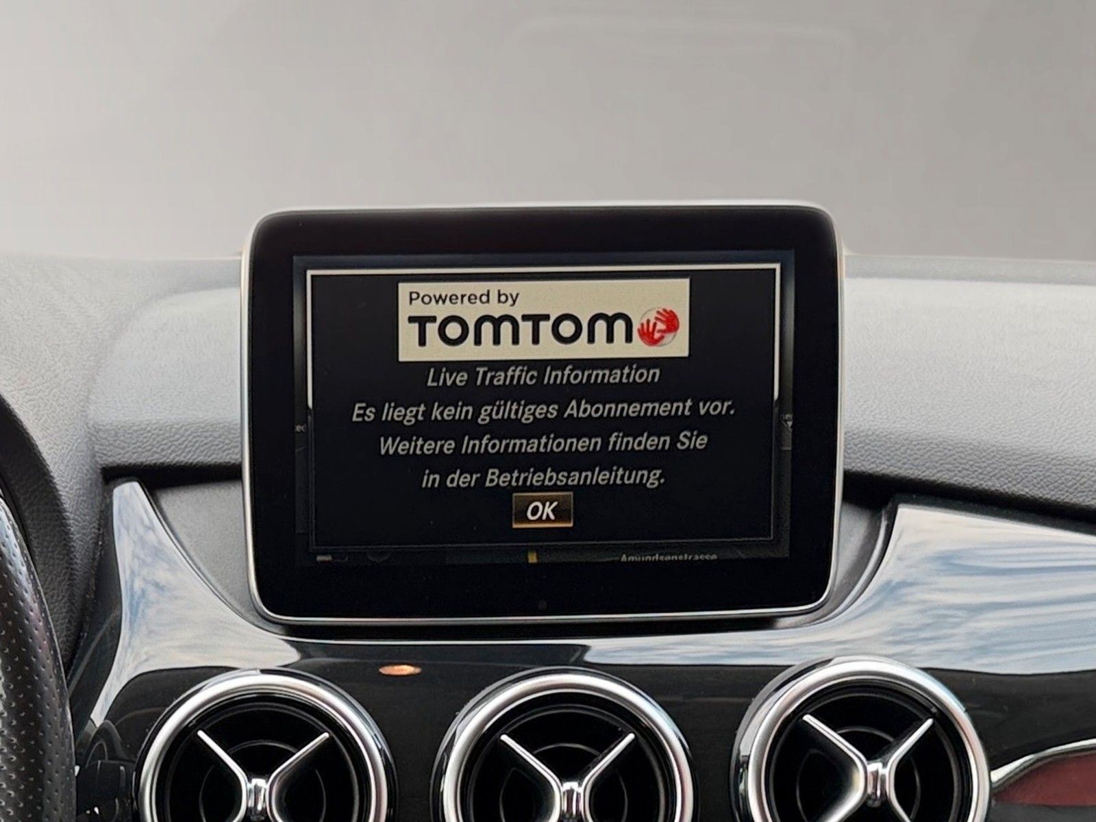 Fahrzeugabbildung Mercedes-Benz B 200 BlueEFFICIENCY Sports Tourer*AHK*Harman-K.
