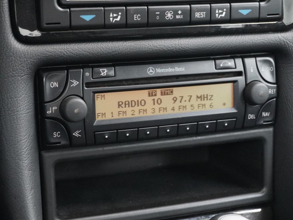 Mercedes-Benz CLK 200 Coupé K. Elegance Händlerwartung Leder a