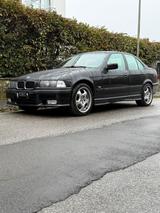 BMW 323 E36 Automatik MPaket vom werk - BMW 323 aus 1995
