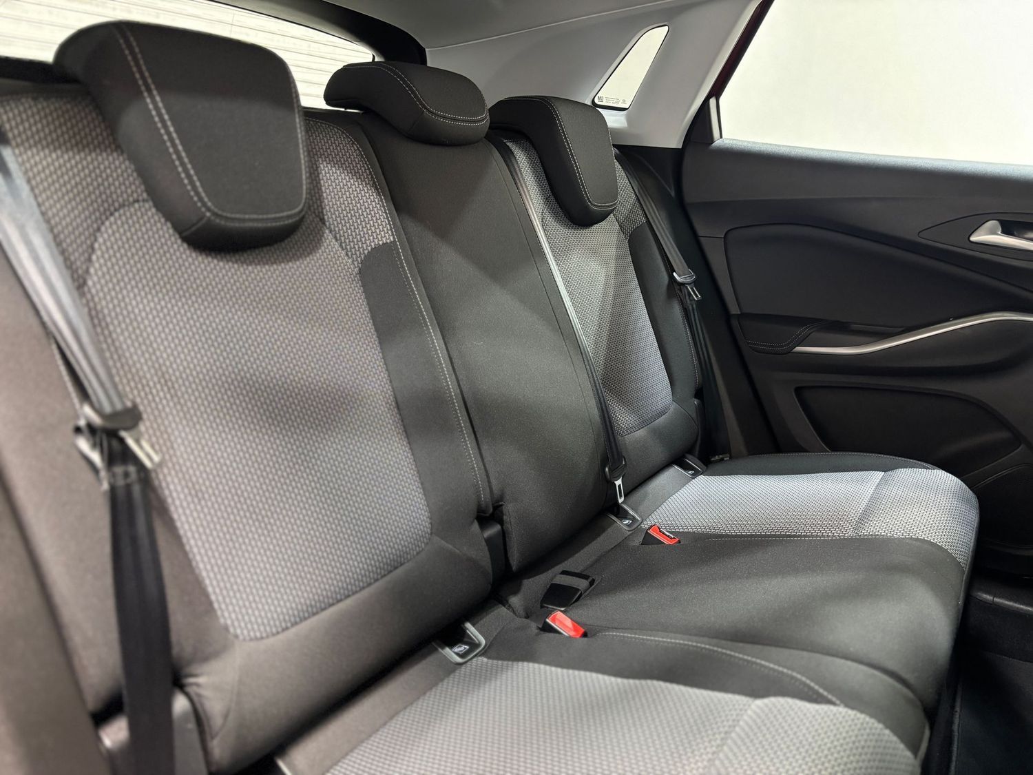 Fahrzeugabbildung Opel Grandland X Enjoy#LED#Spur#AHK