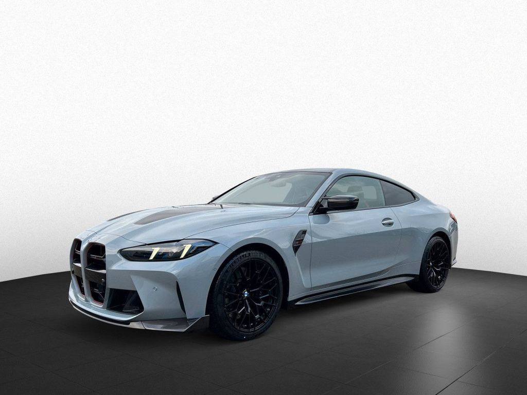 BMW M4 CS 