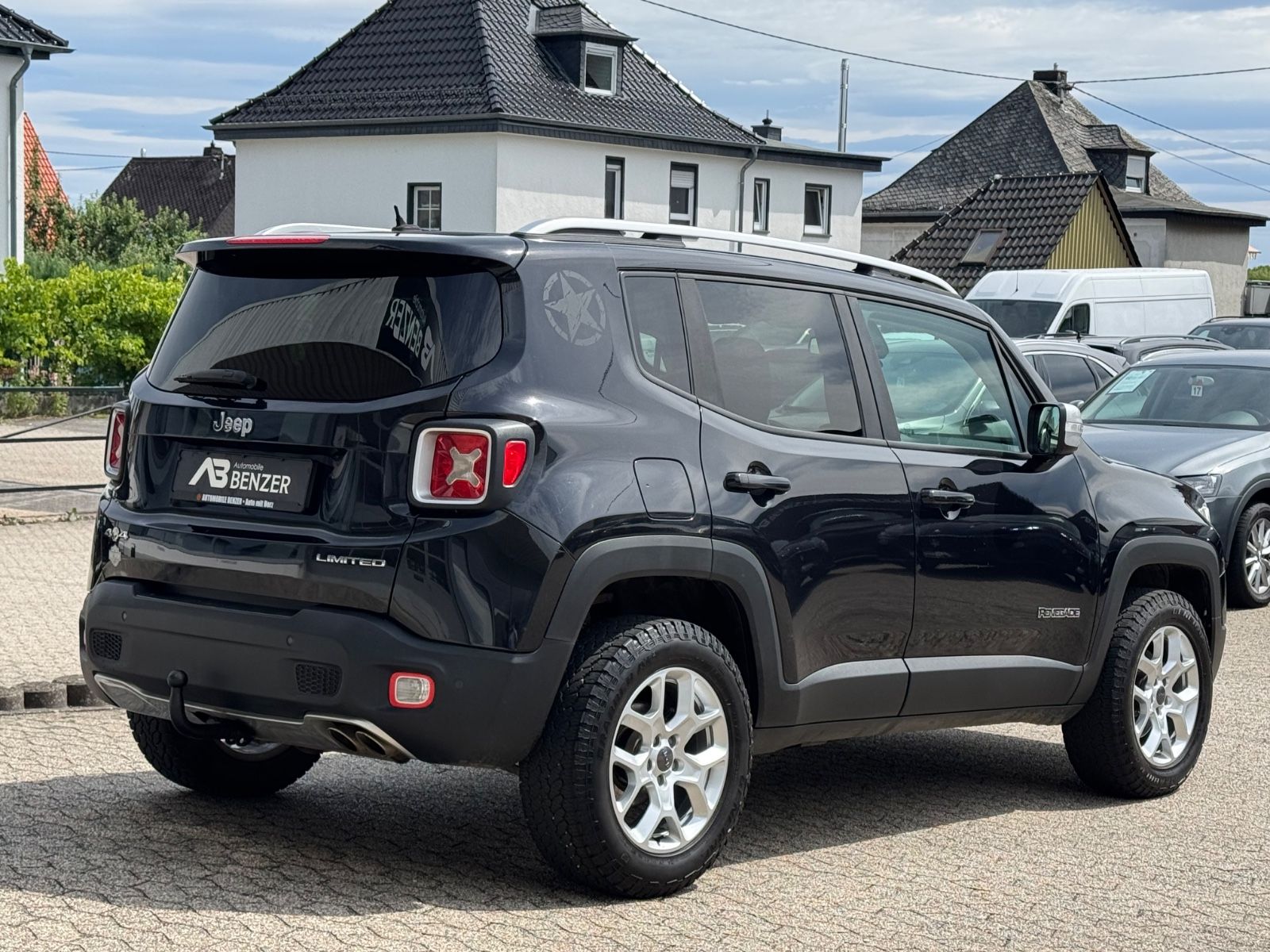 Fahrzeugabbildung Jeep Renegade Limited Adv. Ed. 4x4/LEDER/AHK/KLIMA/SH