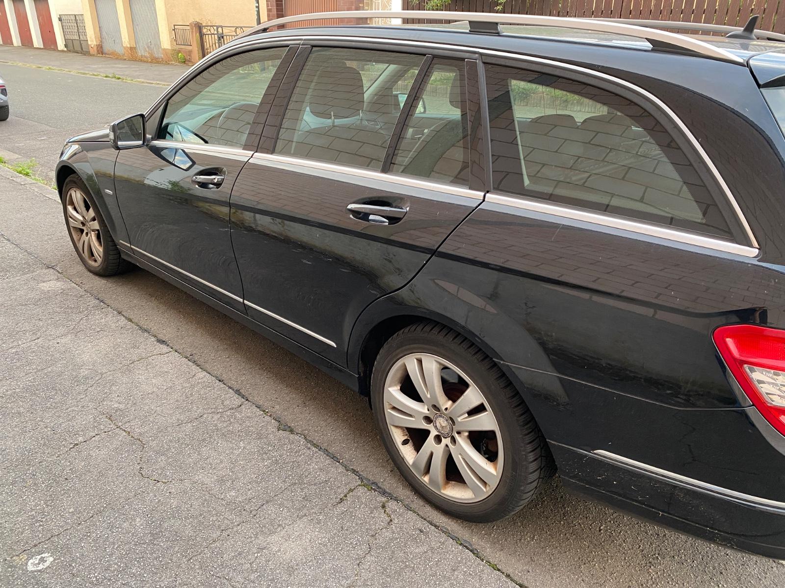 Mercedes-Benz 220 2010 — photo 5