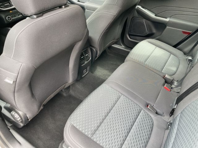Fahrzeugabbildung Ford Kuga 2.0 EcoBlue M-Hybrid Cool & Connect Navi, S