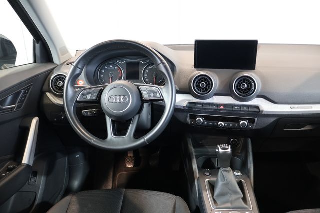 Audi Q2 30 TFSI ACC+KEY+LED+KAM+ALU