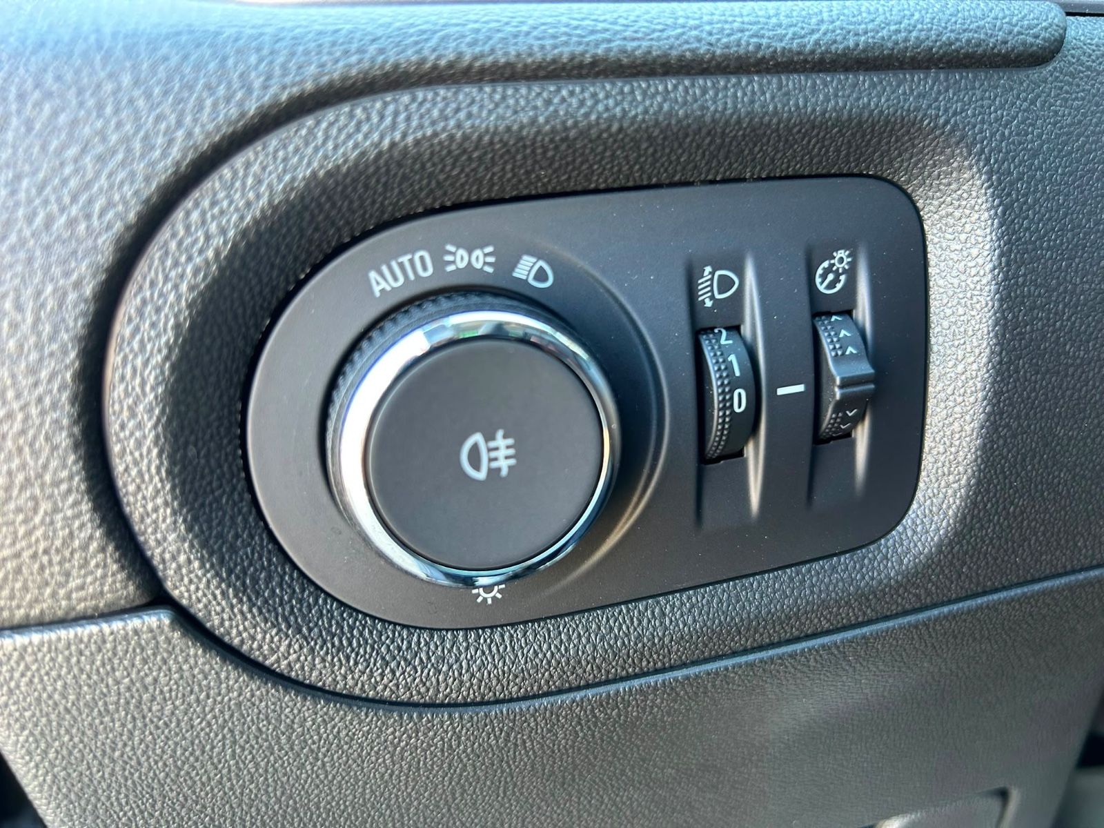 Fahrzeugabbildung Opel Grandland X°GS Line°Kamera°LED°Winterpaket°Navi°