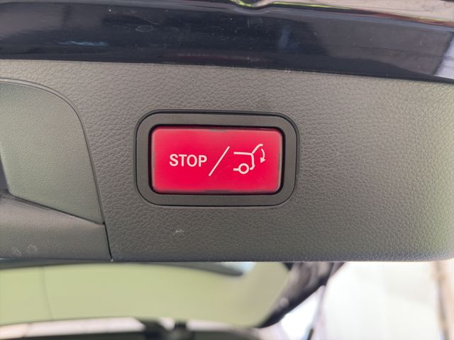 Fahrzeugabbildung Mercedes-Benz GLC 220d 4Matic+LED+Kamera+Navi+AHK