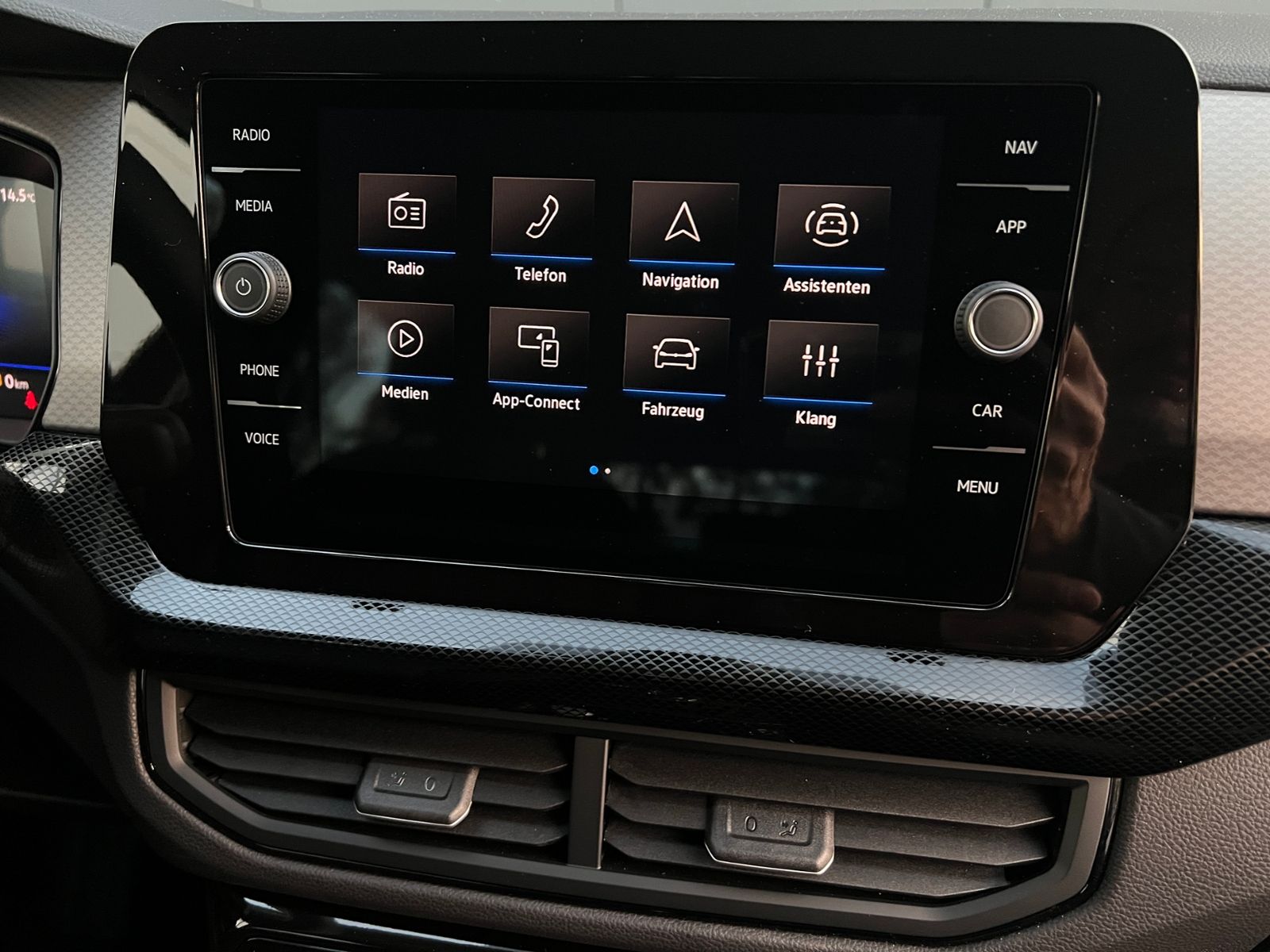 Fahrzeugabbildung Volkswagen T-Cross Life 1.0 TSI DSG *IQ.Light, Climatronic,