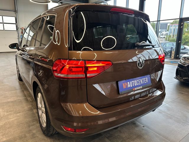 Volkswagen Touran*7-Sitzer*MASSAGE*ACC*AHK*NAV*STHZ*