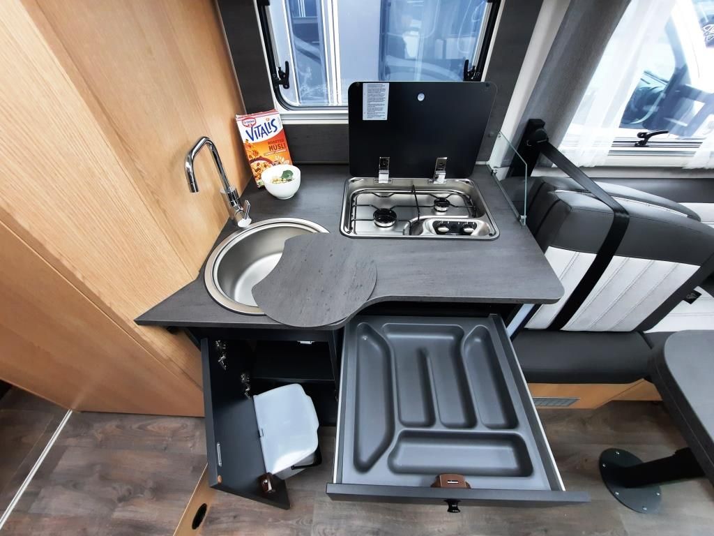 Fahrzeugabbildung Sunlight T 69LC Adventure Edition Verfüg./Sparen Sie 6.48