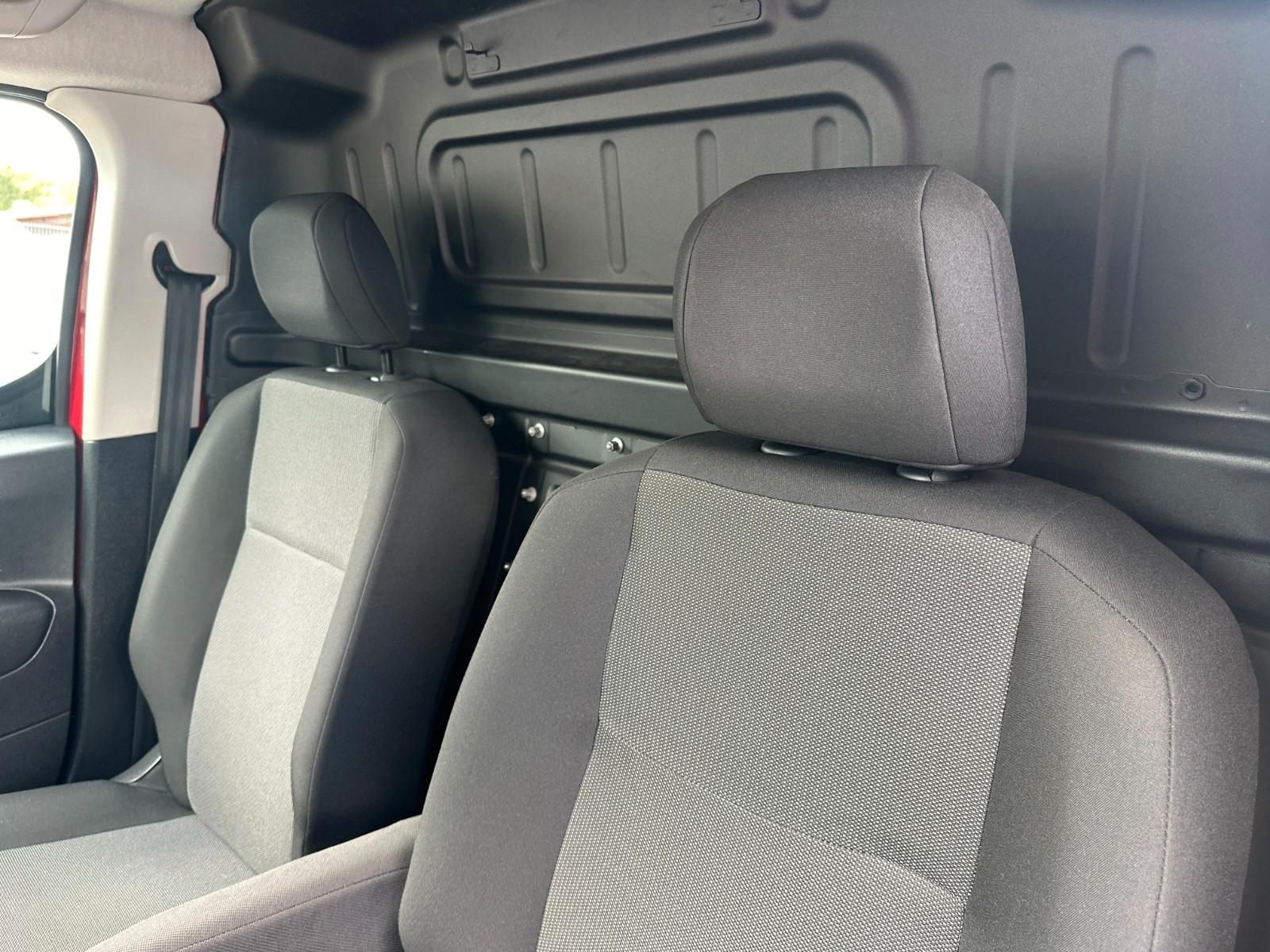 Citroën Berlingo 1.5 BlueHDI*Kamera*Navi*Tempo*Sitzheizg