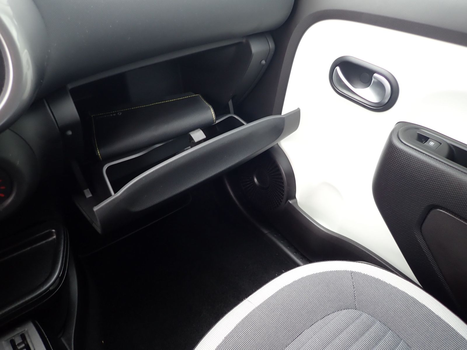 Fahrzeugabbildung Renault Twingo Limited SCe 70