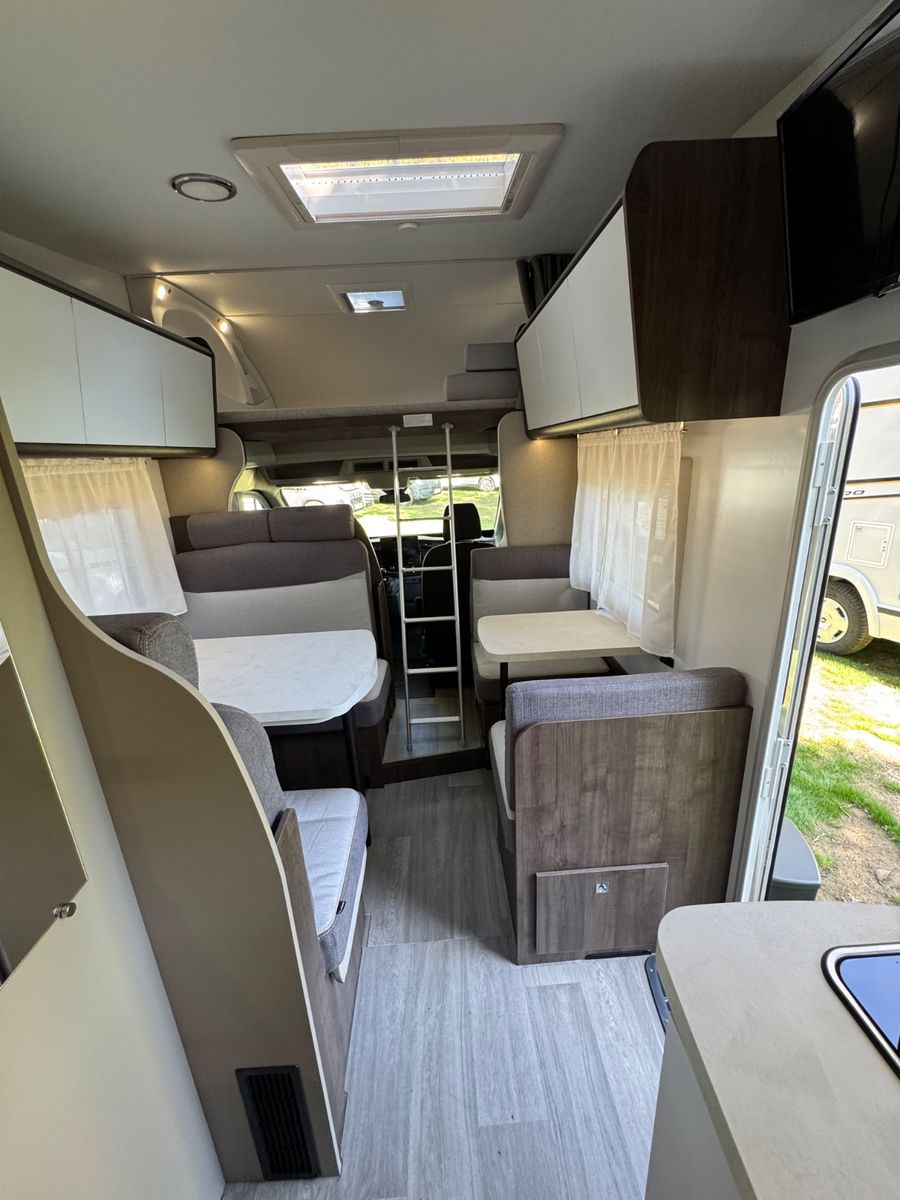 Fahrzeugabbildung Benimar Sport 324 UP, Modell 2026