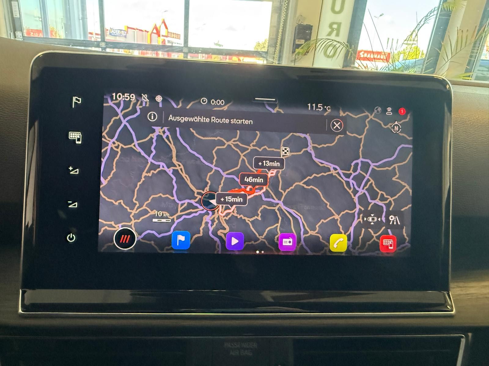 Fahrzeugabbildung SEAT Tarraco Xcellence/ PANORAMA/LEDER/AHK