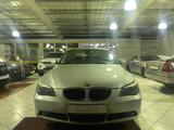 BMW 525i*AUTOMATIK*LEDER*PDC*XENON*SCHIEBEDACH - BMW 525: Limousine, 525i
