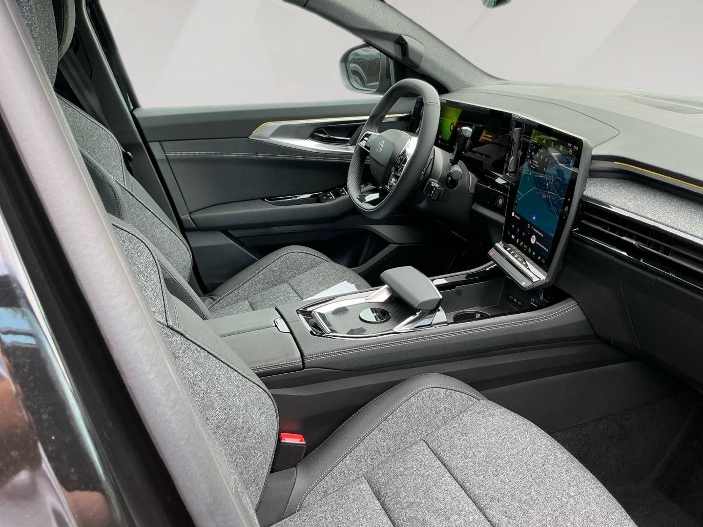 Fahrzeugabbildung Renault Austral Techno Full Hybrid E-Tech 200