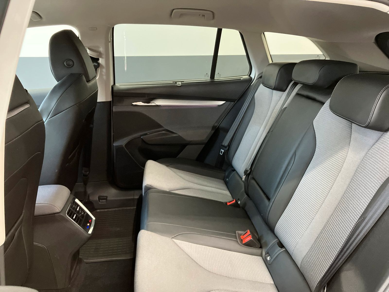 Skoda Enyaq - Bild 8