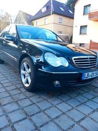 صورة مصغرة 11 لـ 2004 Mercedes-BENZ C 180