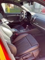 Audi RS3 2.5 TFSI S tronic quattro Sportback - - rote Audi RS3