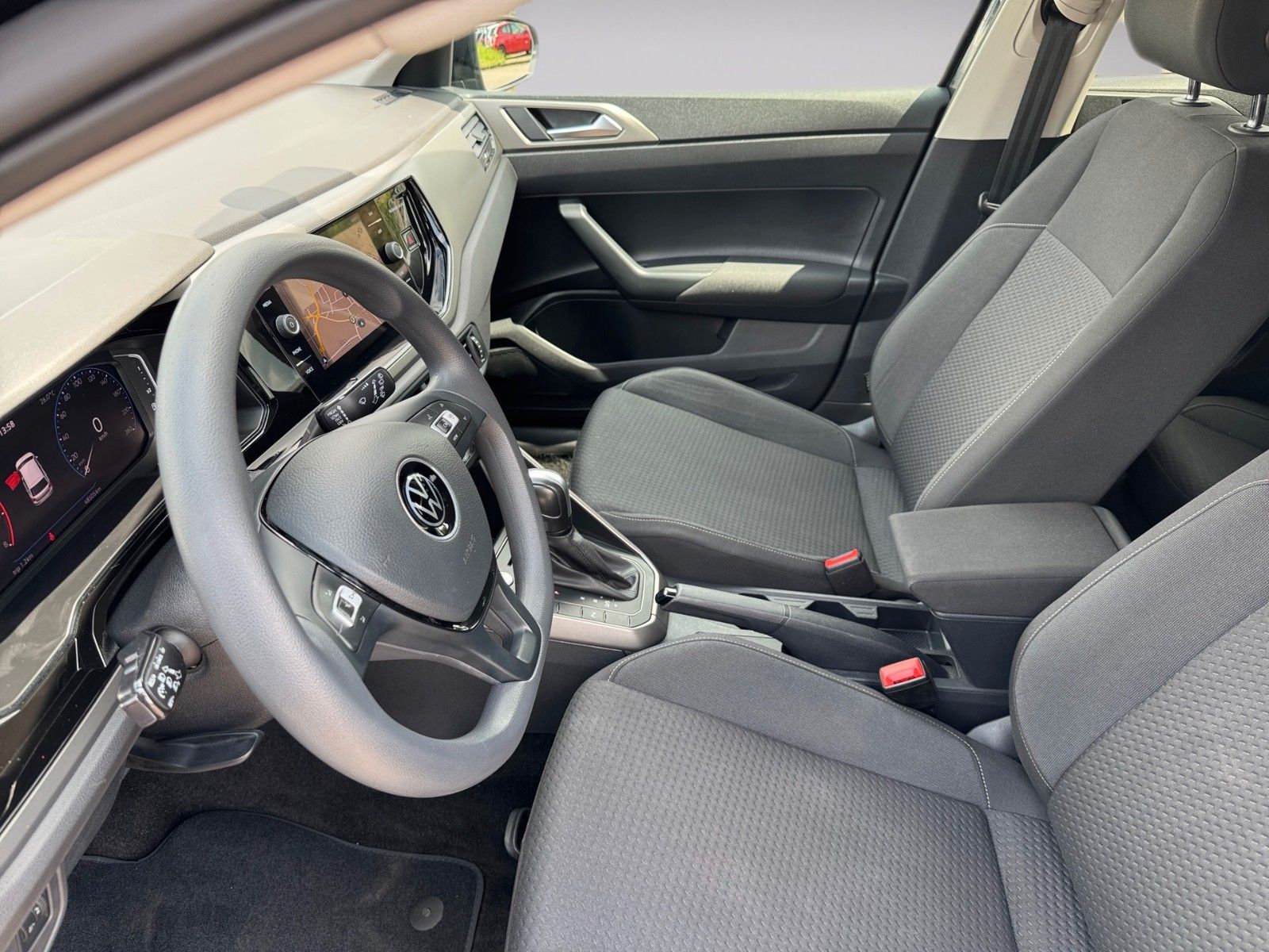 Fahrzeugabbildung Volkswagen Polo VI Comfortline 1.0TSI