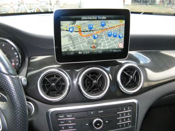 Mercedes CLA 200 - 10