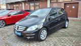 Mercedes-Benz B 180 B B 180 - gebrauchte Mercedes-Benz B-Klasse aus dem Jahr 2011