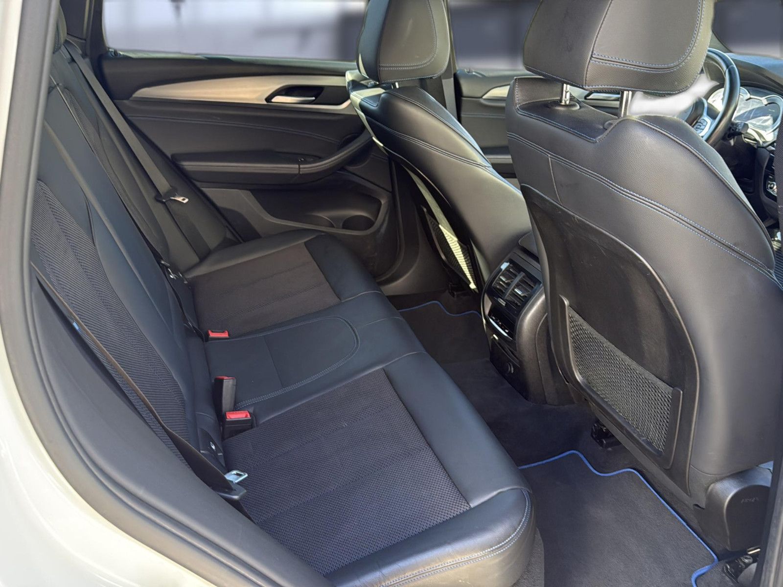 Fahrzeugabbildung BMW X3 xDrive 20 i M Sport/ Stdhz/ 1.Hand