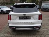 Kia Sorento 1.6 Platinum 4WD Plug-In Hybrid - Kia Sorento mit Hybrid-Antrieb: Automatik