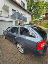 Skoda Octavia 2.0 TDI DPF Elegance Elegance - Skoda Octavia aus 2011: Elegance