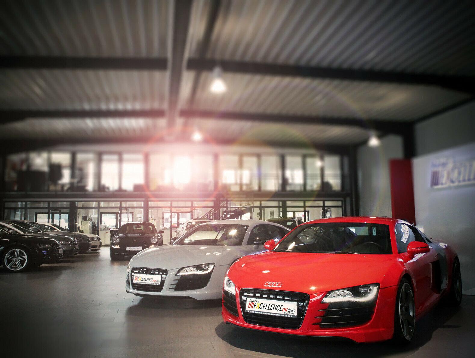 showroom-image-top