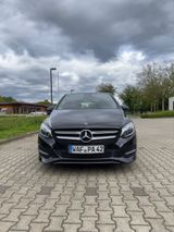 Mercedes-Benz B 180 - 2017 - Rentnerfahrzeug  - : Limousine, Rent