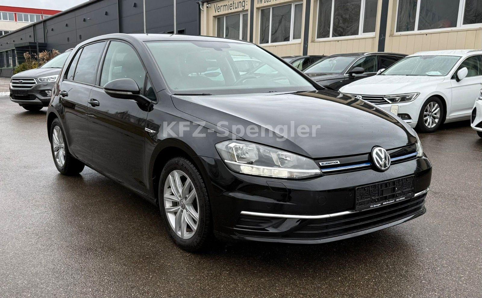Volkswagen Golf VII Lim. Comfortline Virtual PDC SHZ ACC