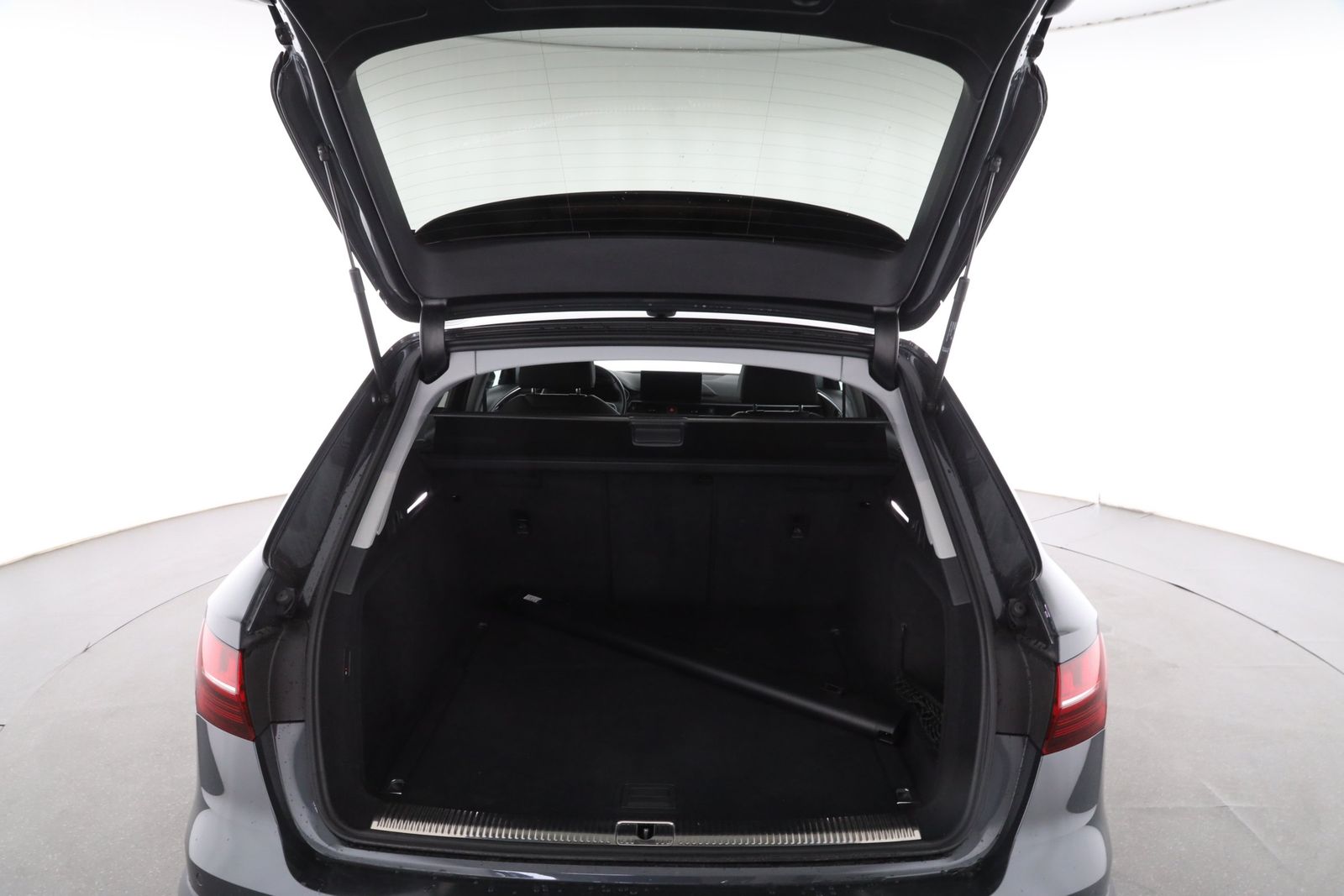 Audi A4 Allroad - Bild 11