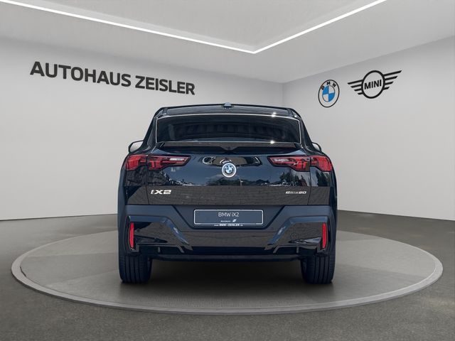 Foto Nummer 6: BMW iX2