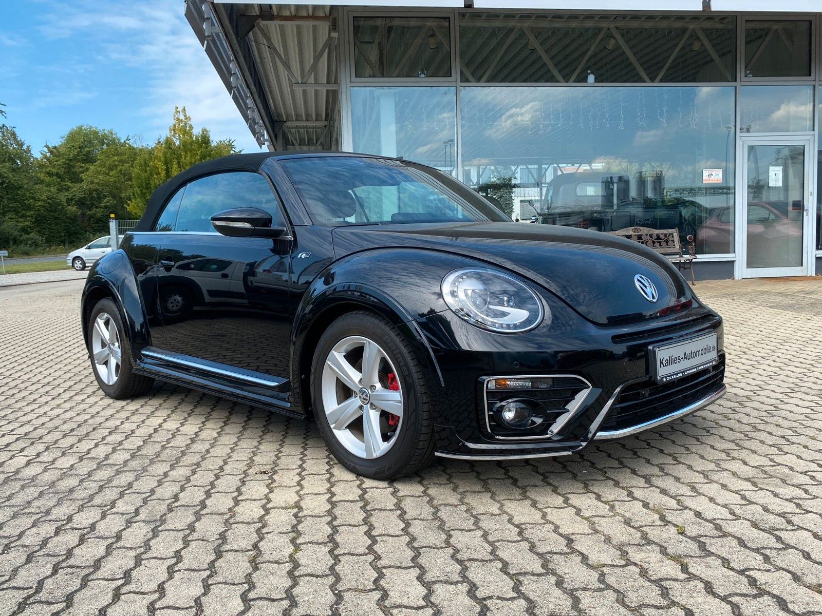 Fahrzeugabbildung Volkswagen Beetle Cabrio 2.0 TSI DSG R-Line SH+NAVI*FENDER