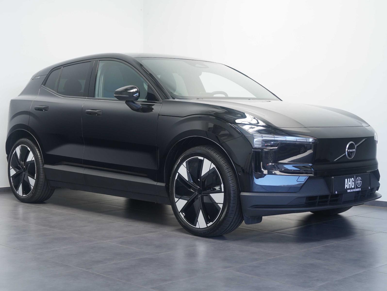 Volvo EX30 Ultra AWD Performance Pure Electric