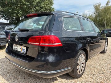 Volkswagen Passat Variant - 4