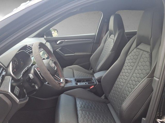 Fahrzeugabbildung Audi RS Q3 quattro S tronic HD-Matrix Navi ACC AHK Le